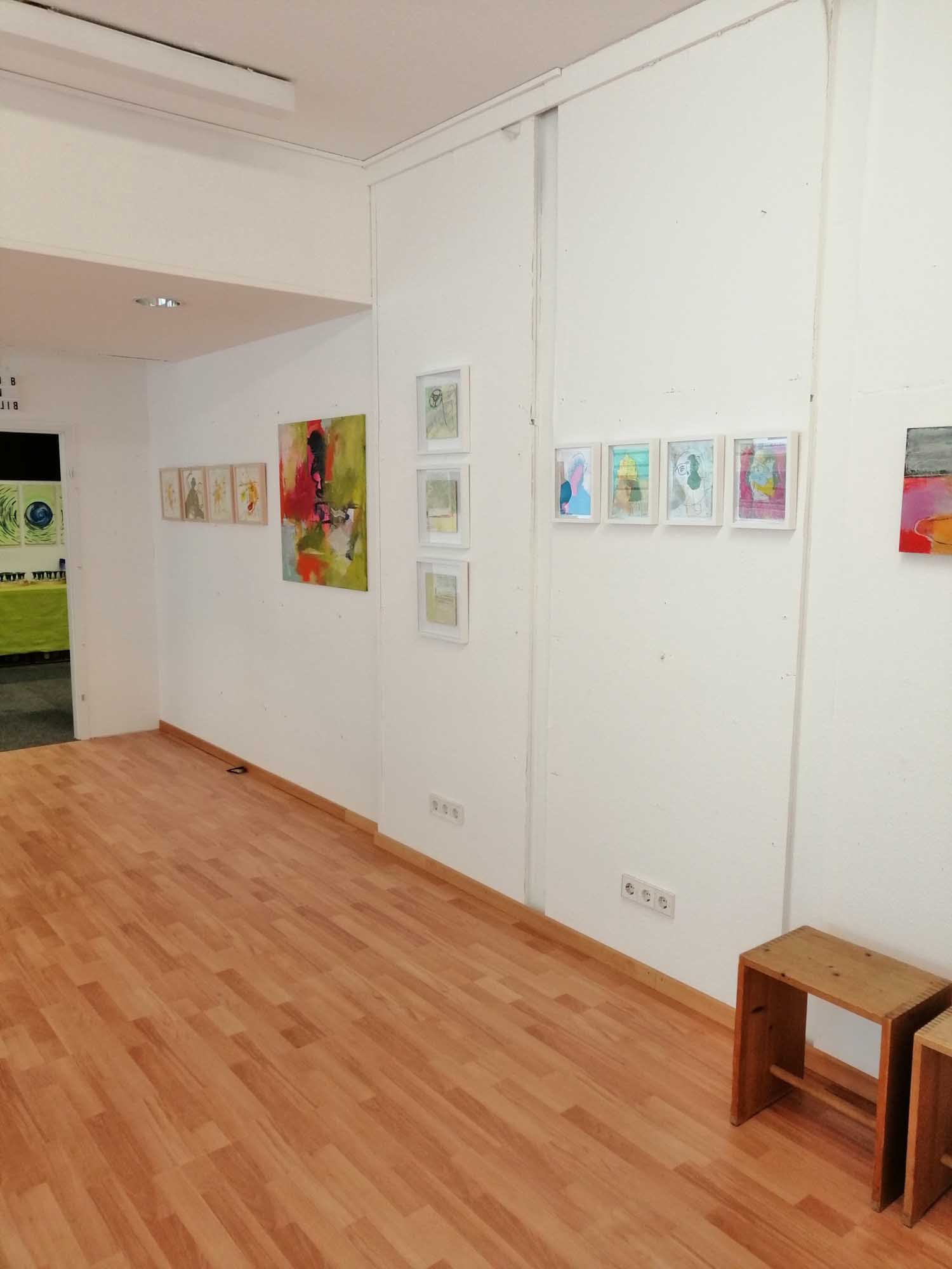 Frauen Bilder Giengen - Eintagsgalerie